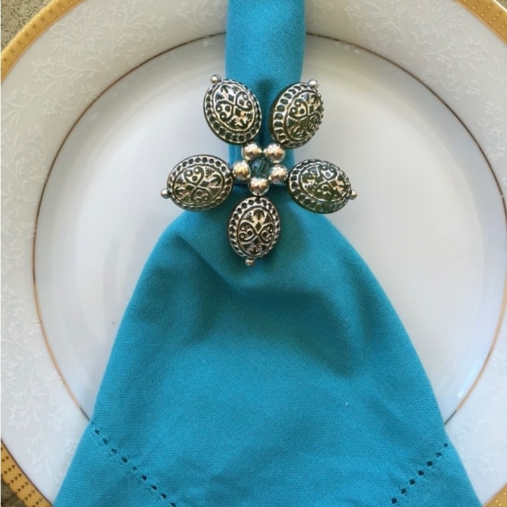New set of 6 handmade beaded floral design napkin holders